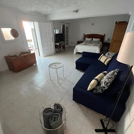 Whispering Tides * 坎德拉里亚